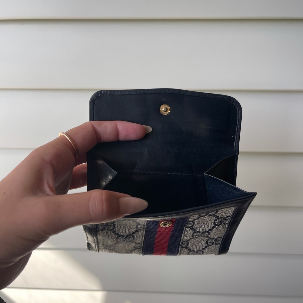 Gucci Navy, Red & Beige GG Canvas Bi-Fold Wallet - Picture 6 of 6